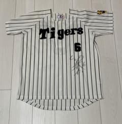 阪神タイガース・金本知憲選手　直筆サイン入りユニフォーム（Lサイズ）のサムネイル