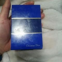 Diorのサムネイル