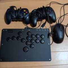 ゲーム周辺機器　レバーレスコントローラのサムネイル