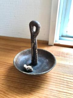 【タイ・骨董品】詳細不明 灯明台? 灯火台? 蝋燭台? 宋胡録?（スンコロク） タイ・骨董品】灯明台 灯火台 蝋燭台 - メルカリ