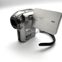 Panasonic SDR-S100 ビデオカメラ本体 Panasonic SDR-S100 ビデオカメラ パナソニック - メルカリ