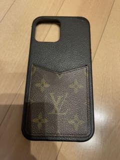 【早い者勝ち】ルイヴィトン iPhoneケースのサムネイル