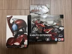 ★GW割引中！アクリルロゴ＋バイク付！　仮面ライダーカブト　フィギュアーツ真骨彫 ☆アクリルロゴ＋バイク付！ 仮面ライダーカブト フィギュアーツ真骨彫