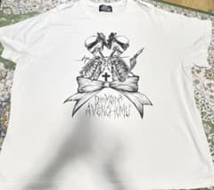 AVENCHUMU Tシャツ ホワイトのサムネイル