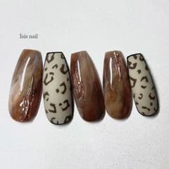 ネイルチップ　ヒョウ柄 レオパード柄 ニュアンス　ブライダル　ギャル　成人式のサムネイル