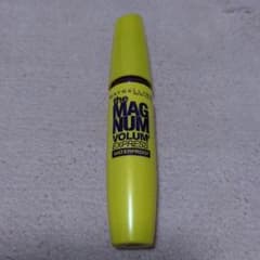 メイベリン the MAGNUM VOLUM' EXPRESSのサムネイル