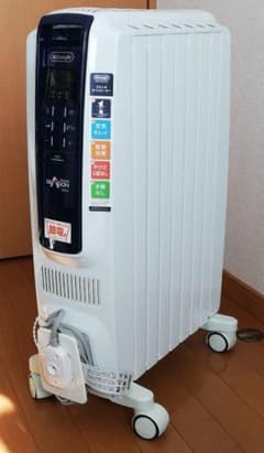 【ほぼ未使用】オイルヒーター　箱あり　DeLonghi QSD0712-MBのサムネイル