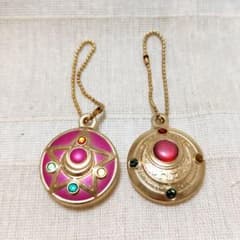 Pretty Guardian Sailor Moon Die-cast Charm Set of 2