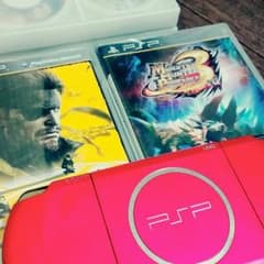 PSP3000本体＋カセット4個セットのサムネイル