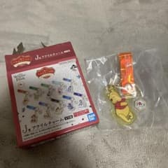 一番くじくまのプーさん 100th Anniversary J賞アクリルチャームのサムネイル
