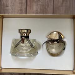 【箱付き・廃盤】BVLGARI モン ジャスミン ノワール 香水セット 箱付き・廃盤】BVLGARI モン ジャスミン ノワール 香水セット - メルカリ