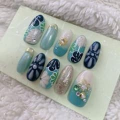 グリーン振袖 成人式 緑振袖 和装小物 和柄 卒業式のサムネイル