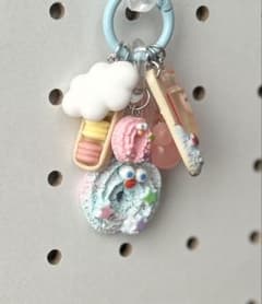 じゃらじゃらキーホルダー☺︎ じゃらじゃらキーホルダー☆BLACK☆ | cheers funfun