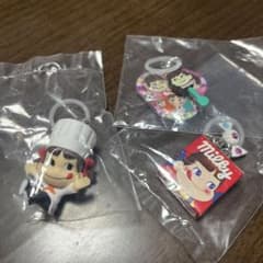 ミルキー アクリルキーホルダー 3個セットのサムネイル