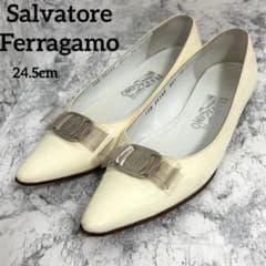 Salvatore Ferragamo ☆エナメルパンプス☆24.5cmcm☆白のサムネイル