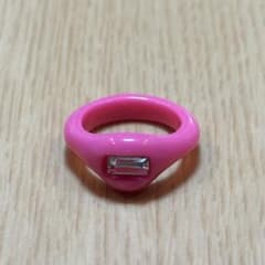 【005】ピンク プラスチックリングのサムネイル