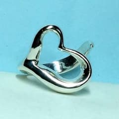 ティファニーオープンハートリング　11号　新品仕上げ　無傷未使用に近い　正規品 ティファニーオープンハートリング 16号 新品仕上げ 無傷未使用に近い