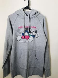 【最終値下げ！価格交渉可！】 DISNEY × BEAMSコラボパーカーのサムネイル