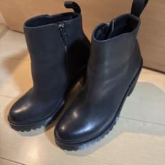 Dr.Martens MAGDALENA UK6 黒 厚底 サイドジップ 赤字価格Dr.Martens MAGDALENA UK6 黒 厚底 サイドジップ - メルカリ
