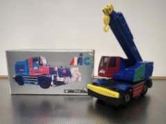 [値下げ中]TOMICAトミカ ミニカー　パンサーX 250 クレーン車 値下げ中]TOMICAトミカ ミニカー パンサーX 250 クレーン車 - メルカリ