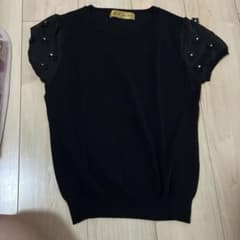 CECIL McBEE 半袖ニット ブラック 花柄装飾のサムネイル