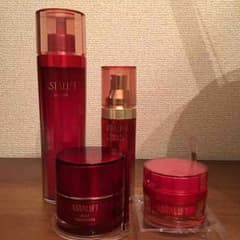 富士フイルム ASTALIFT 4点セット アスタリフト アクアリスタのサムネイル