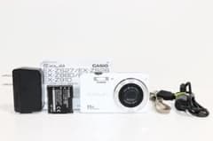 □ 美品 □ カシオ CASIO EXILIM EX-Z900 ホワイト - メルカリ