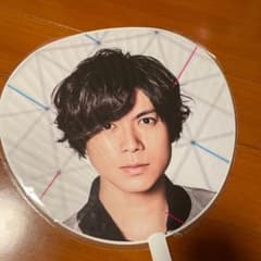ジャンボうちわ NEWS 加藤シゲアキ  worldistaのサムネイル
