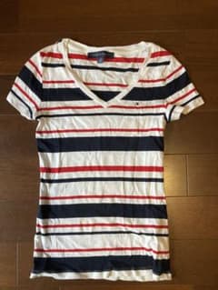TOMMY HILFIGER トミーフィルガー　Vネックシャツのサムネイル