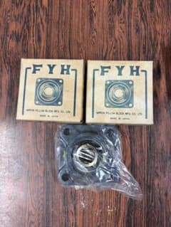 FYH UCF205-14 角フランジ形ユニット 3個セットのサムネイル