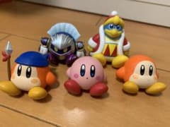 座る星のカービィ フィギュア 5種セットのサムネイル