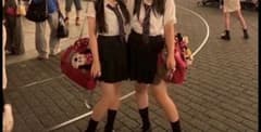 黒のプリーツスカートのサムネイル
