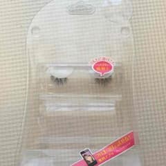 つけまつ毛のサムネイル