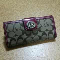 COACHの長財布のサムネイル