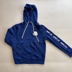 MONCLERブルー フード付きパーカー - メルカリ