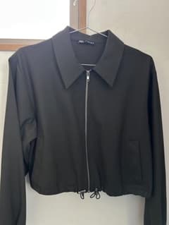 ZARA ショート丈ブルゾンのサムネイル
