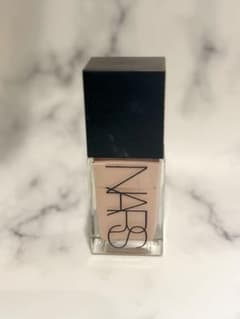 NARS ライトリフレクティング ファンデーション　02164 OSLOのサムネイル