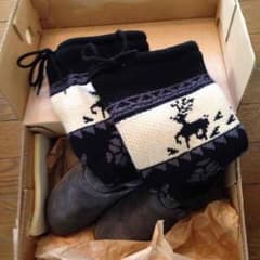 Columbiaのニットブーツのサムネイル