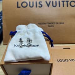 ルイヴィトンLV ピアス値下げしました。のサムネイル
