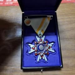 勲五等瑞宝章 勲章 記章 共箱入り - メルカリ