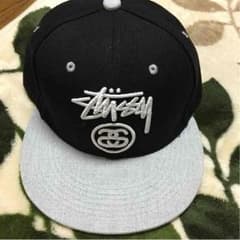 stussyキャップのサムネイル