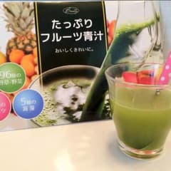 めっちゃたっぷりフルーツ青汁のサムネイル