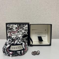 GUCCI ハート型ピアス シルバーのサムネイル