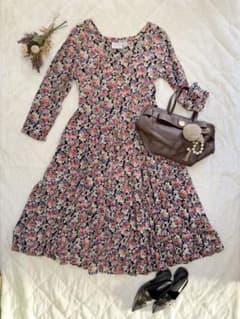 花柄ロングワンピース USヴィンテージ昭和レトロ プリーツ 黒赤青/美品 