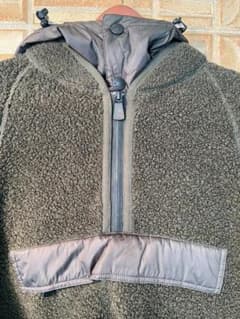 MONCLER　MAGLIA モンクレール　マグリア　ボア フーディのサムネイル