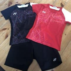 ヨネックス    yonex  ウェア　Tシャツ　ユニホーム　S   130のサムネイル