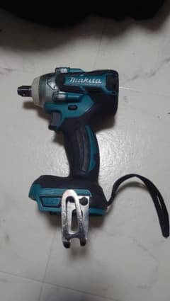 マキタ インパクトレンチ TW284D 14.4V 1/2のサムネイル