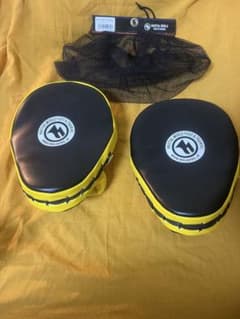 MARTIAL WORLD パンチングミット PM100-YLBKのサムネイル