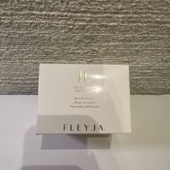 FLEYJA トナーパッド　拭き取り用化粧水のサムネイル