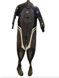 MOBBY'S（モビーズ）男性用 ダイビング ドライスーツ 176cm用 中古